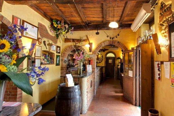 5 Photo Osteria Min